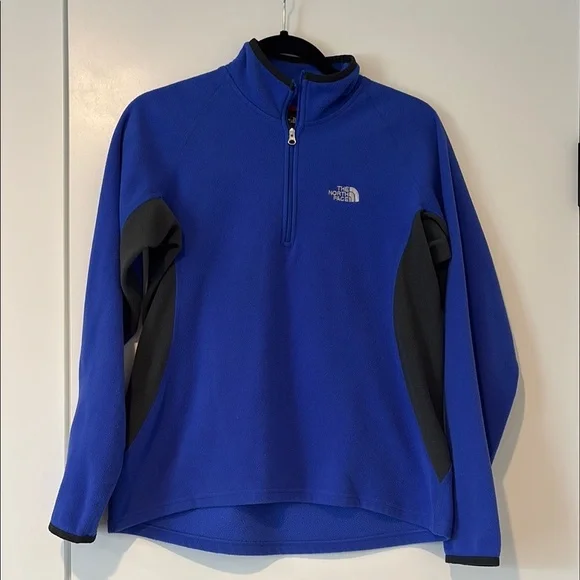 The North Face Black and Purple with High Collar and Athletic Fit - Picture 1 of 6